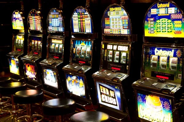 Deposit screen with DANA, OVO, GoPay payment options